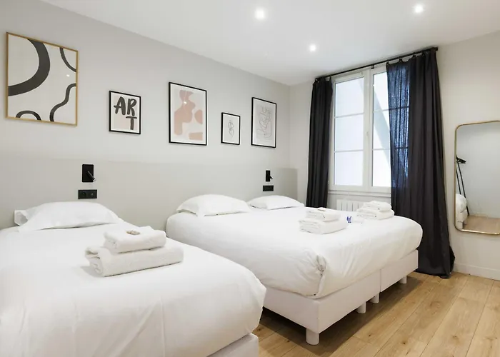 Cosy - 4br-12p - Canal Saint-martin Apartment *