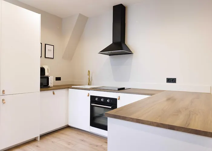 Cosy - 4br-12p - Canal Saint-martin Apartment *